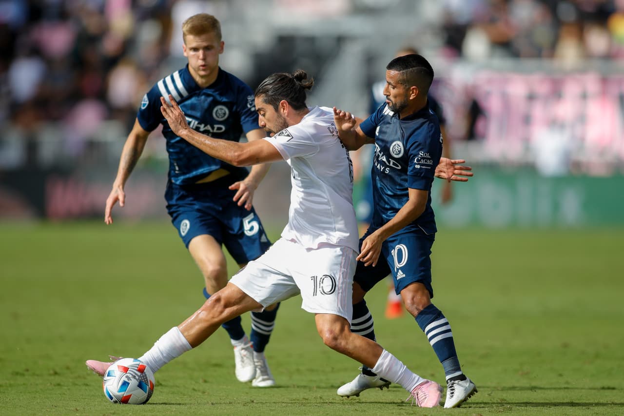 Rodolfo Pizarro ingresó en la segunda mitad, pero no pudo evitar la caída y eliminación de su equipo.
<br>