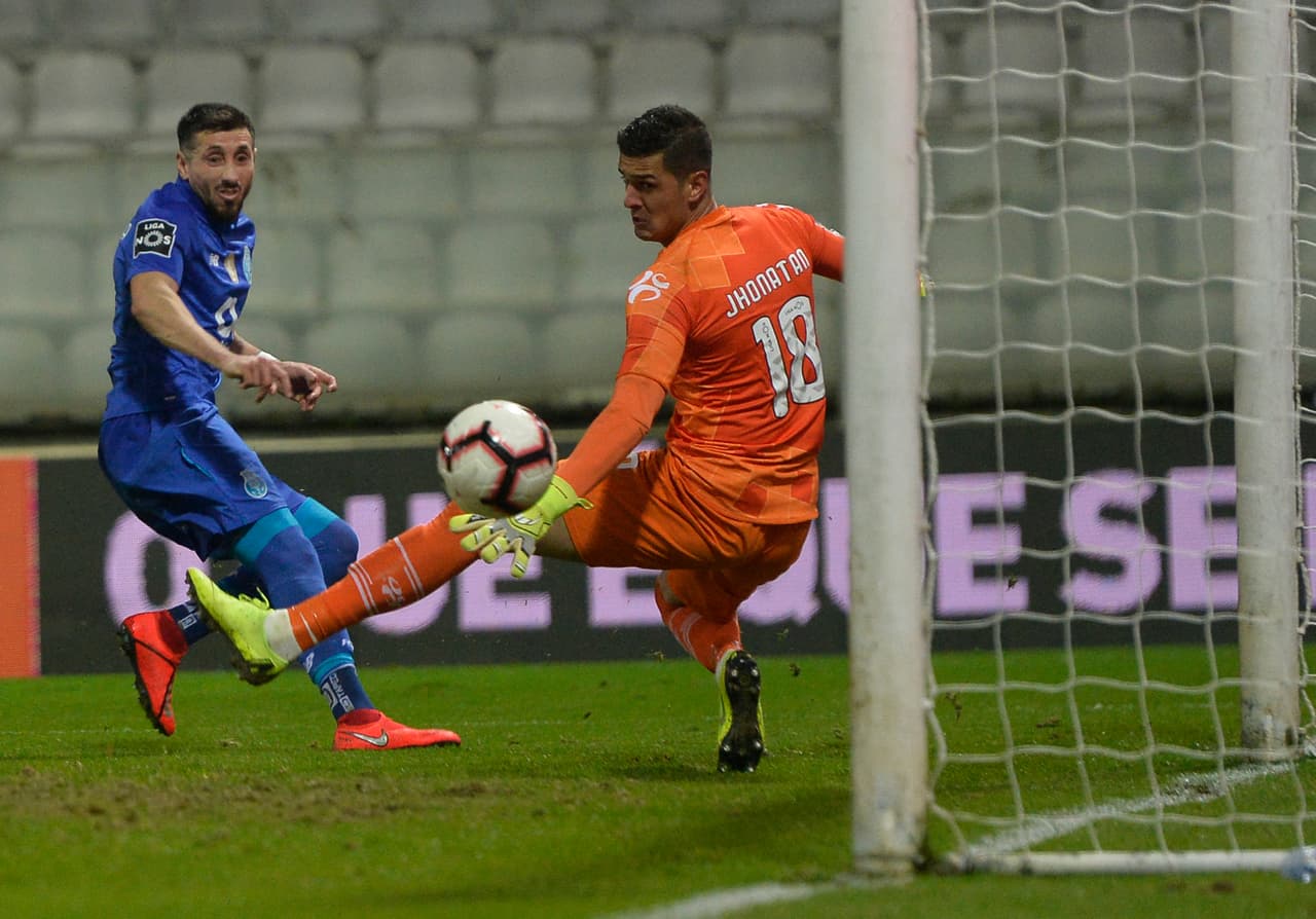 <b>Héctor Herrera: </b>así mismo, HH estuvo presente en este compromiso y se reportó con el gol del 
<i>Dragao </i>al minuto 92 a pase de Otavinho. Ya son cinco anotaciones las del ex Pachuca en esta temporada.