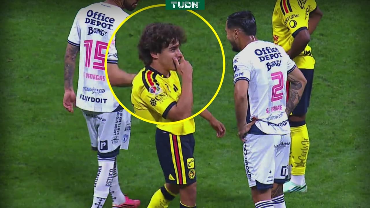 ¿Por qué no expulsaron a Carlos Álvarez cuando se tapó la boca?