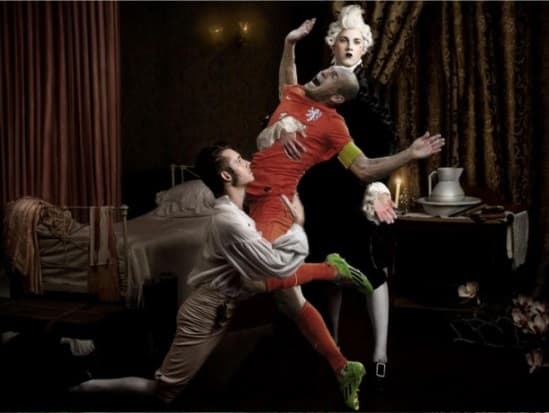 ¿Y qué ha sido de Arjen Robben? A un año de su famoso clavado que desencadenó el 'No era penal', revive algunos de los mejores memes de la 'caída' del jugador holandés.