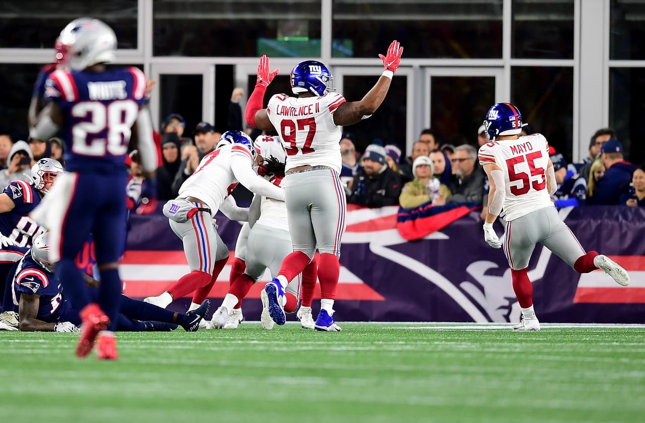 Los Pats siguen con paso perfecto, vencen 35-14 a los New York Giants en el inicio de la Semana 5.
