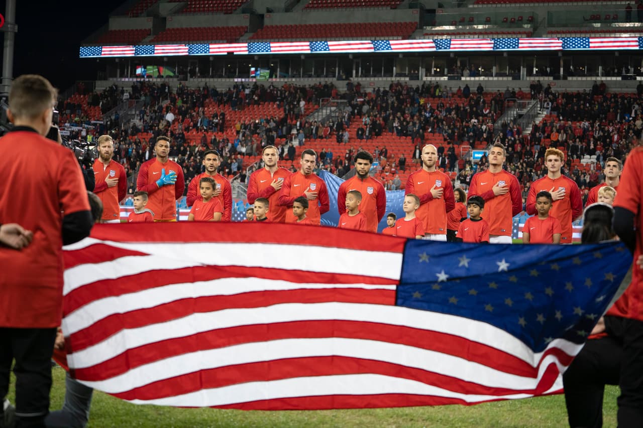 Islas Vírgenes 4-0 Barbados; Islas Caimán 1-0 Saint-Martin; Anguila 2-3 Puerto Rico; Santa Lucía 0-2 El Salvador; Aruba 0-6 Jamaica; República Dominicana 0-0 Montserrat; Canadá 2-0 EEUU; México 3-1 Panamá.