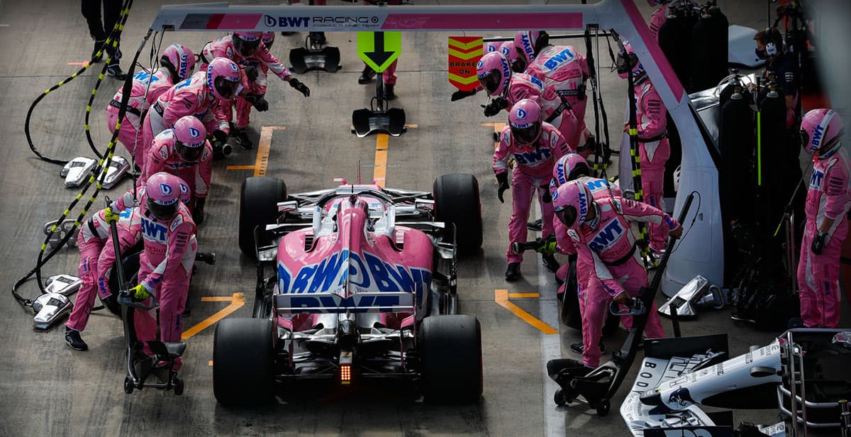 Renault protesta a la F1 la legalidad del auto de ‘Checo’ Pérez