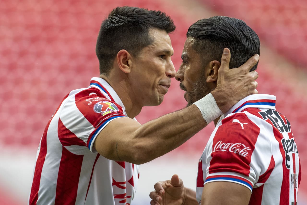 Oficial: Molina y Ponce, primeras bajas de Chivas tras el Apertura 2022