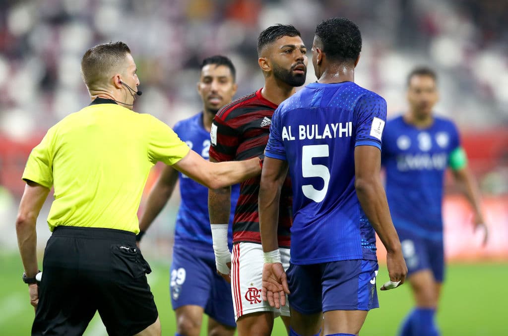 Con goles de Giorgian De Arrascaeta, Bruno Henrique y autogol de Ali Al-Boleahi, Flamengo remonta y consigue el pase a la Final del Mundial de Clubes.