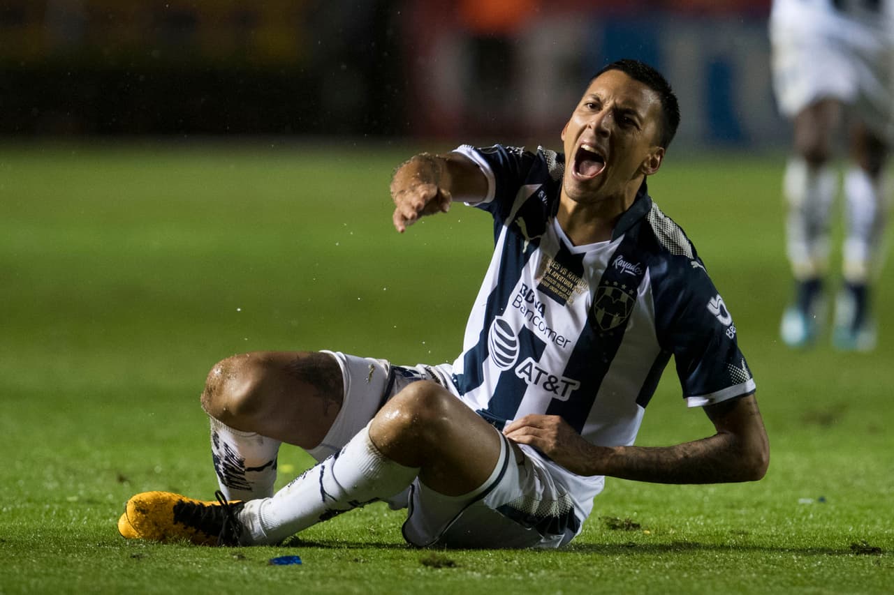 El gol permitió que el juego se abriera aún más. Tigres se volcó al ataque y Monterrey tuvo sus mejores oportunidades en el contragolpe.