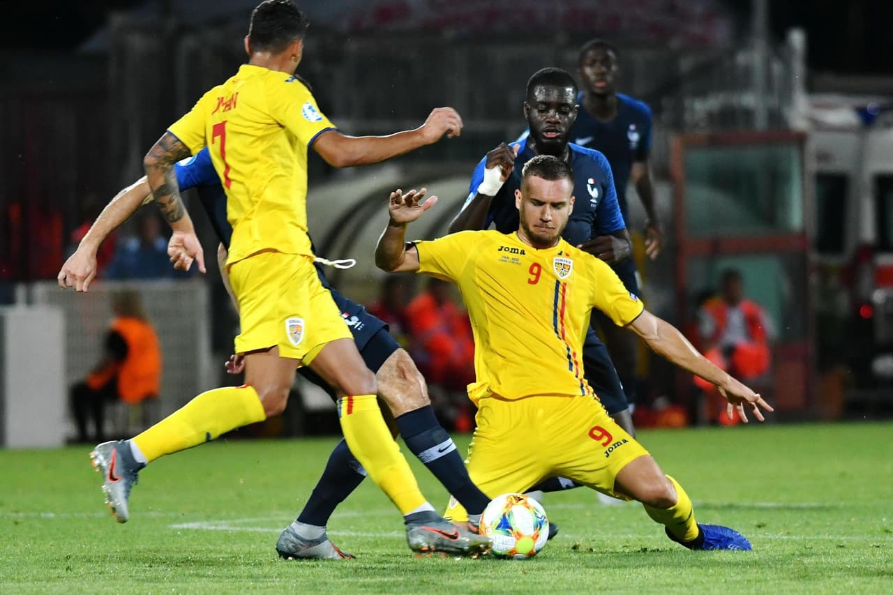 Las selecciones de Francia y Rumania llegaron con el boleto en la mano para las Semifinales. Pero estaba en juego el orgullo de quedar primero del Grupo C de la competencia.