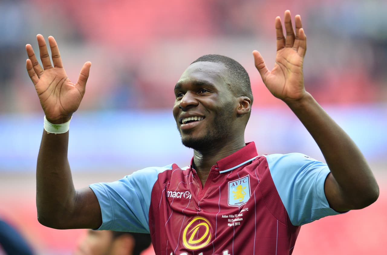 Pero no todo son malas noticias pues contrataron a jugadores atractivos como Christian Benteke proveniente del Aston Villa por una suma millonaria.
