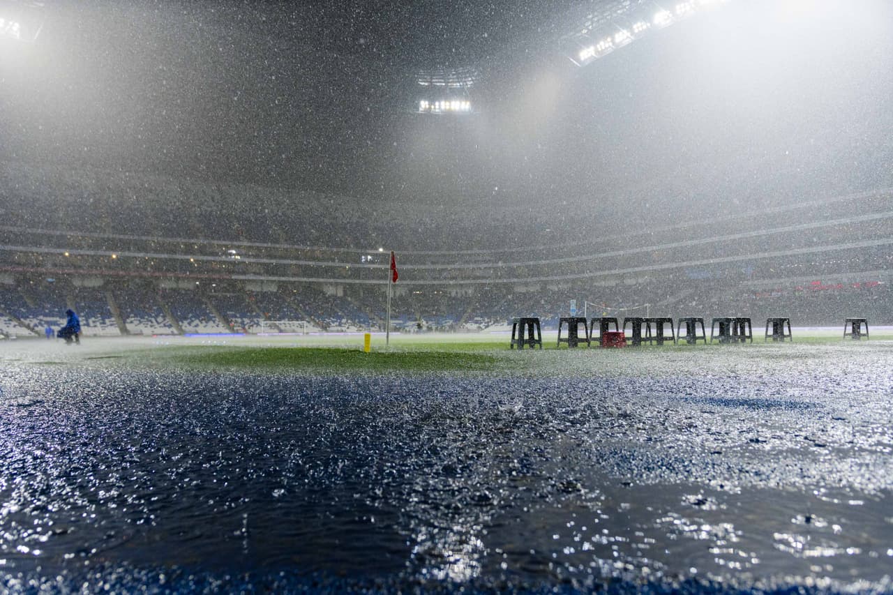 Suspendido por fuertes lluvias el Rayados vs Zacatepec