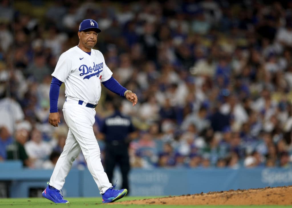 Entrenador de los Dodgers dice estar en “shock y decepcionado” con Julio Urías