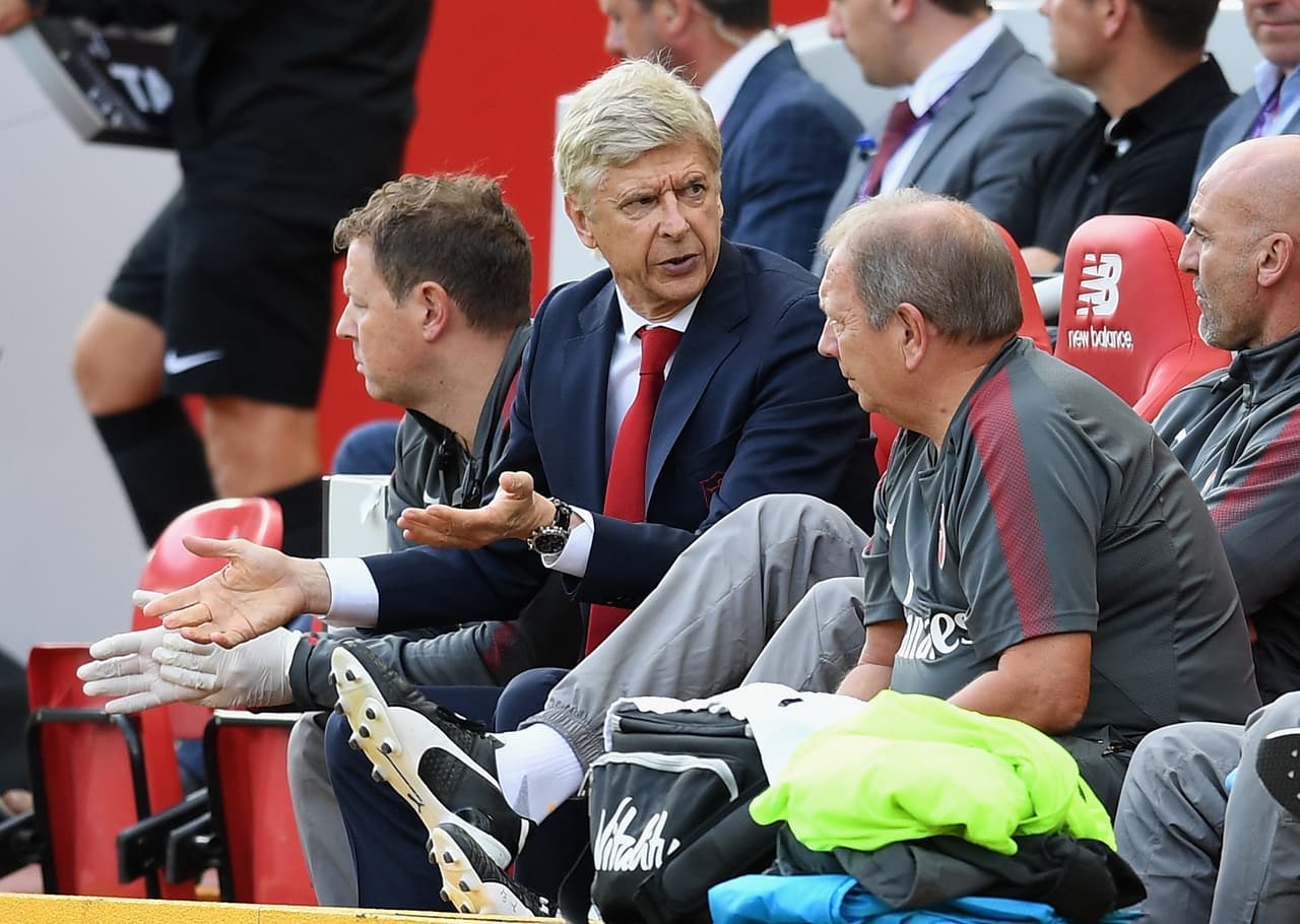 Wenger todavía busca la explicación para el mal rendimiento de su equipo.