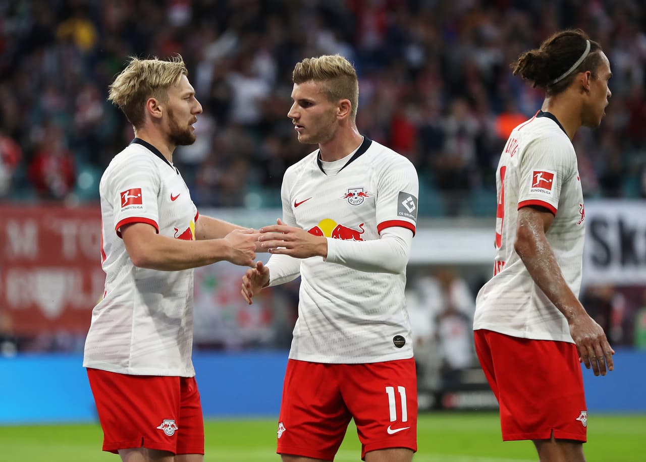 Elétrico empate entre los pupilos de Julian Nagelsmann y Niko Kovac; el Bayern se adelantó con gol de Lewandowksi pero Forsberg, desde los 11 metros, igualó el partido para el 1-1 final.