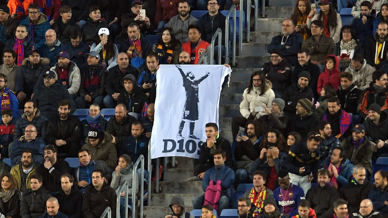 "¡Messi, Messi!" Afición del Barcelona pide el regreso del argentino