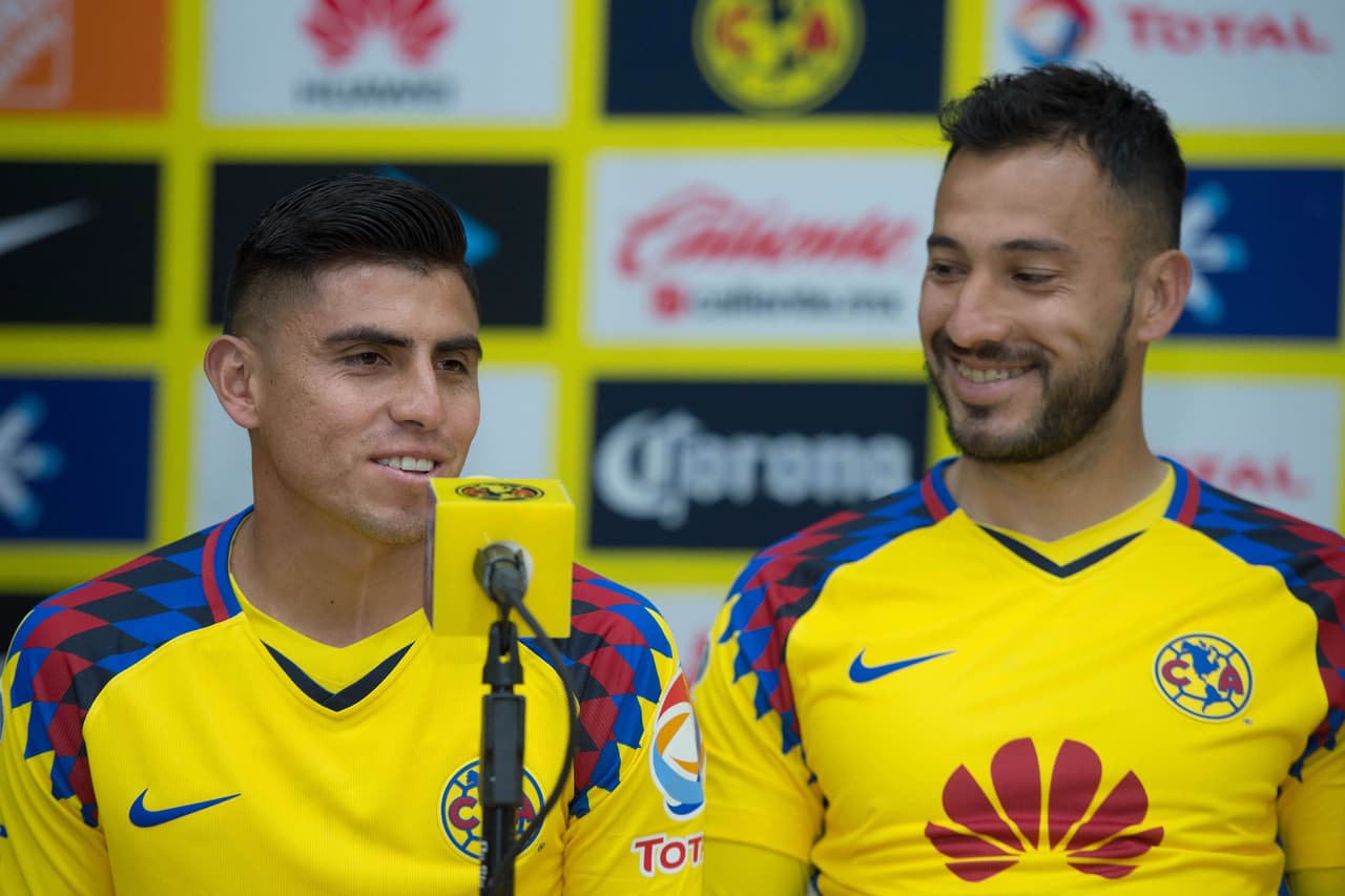 Las Águilas presentaron a unos muy sonrientes Joe Corona, Emanuel Aguilera, Henry Martín, Andrés Ibargüen y Jérémy Ménez como sus nuevos hombres para el Clausura 2018.
