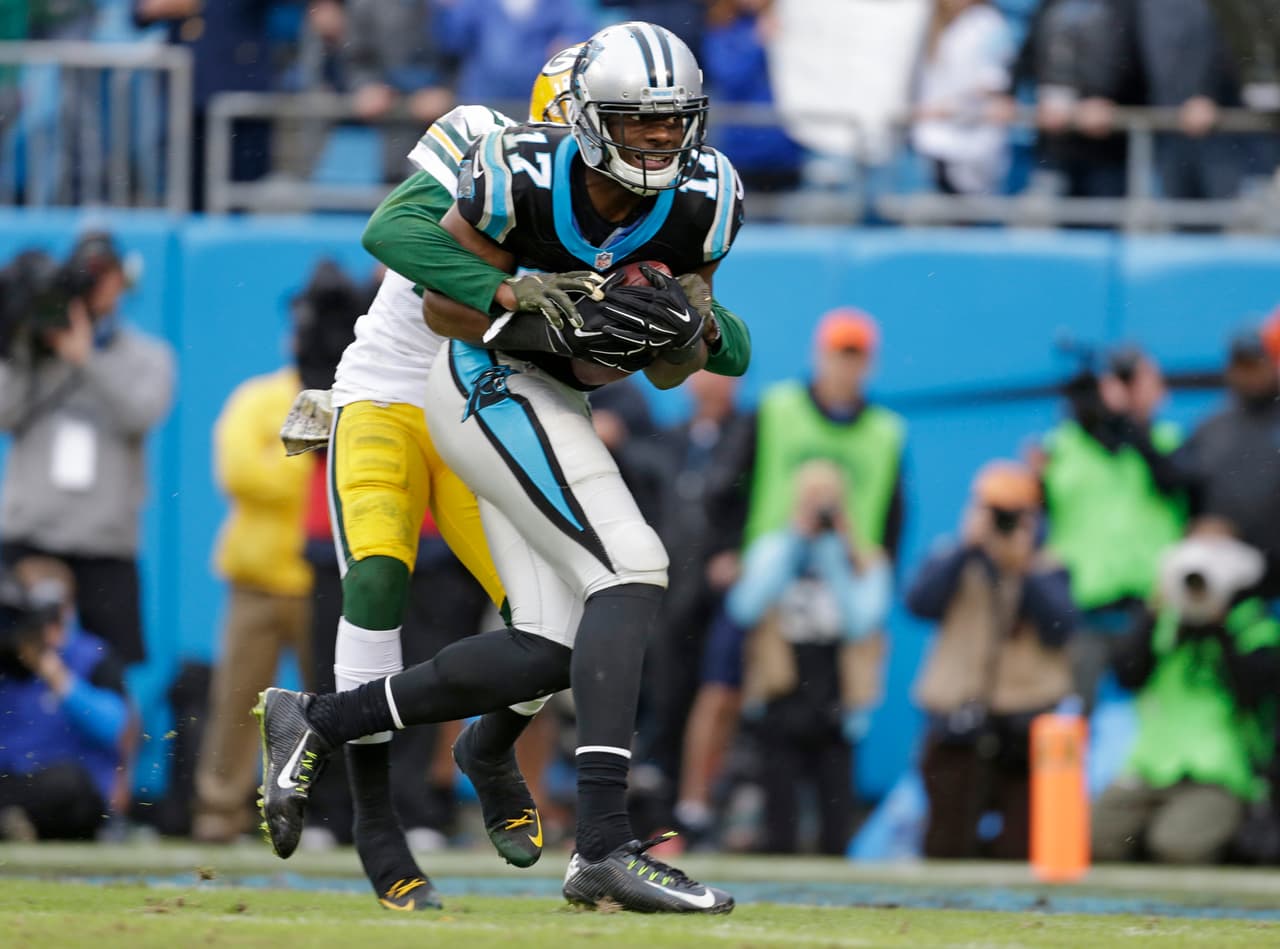 Los Carolina Panthers se afianzaron como los únicos invictos de la NFC al vencer 37-29 a los Green Bay Packers, estas son las mejores imágenes del partido.