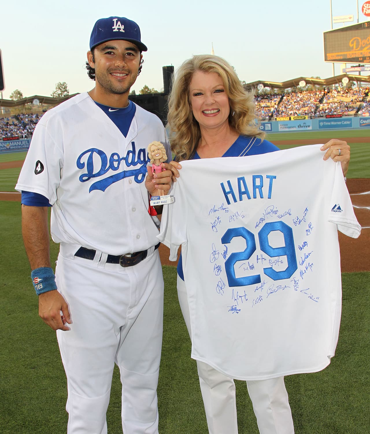 Andre Ethier y Mary Hart