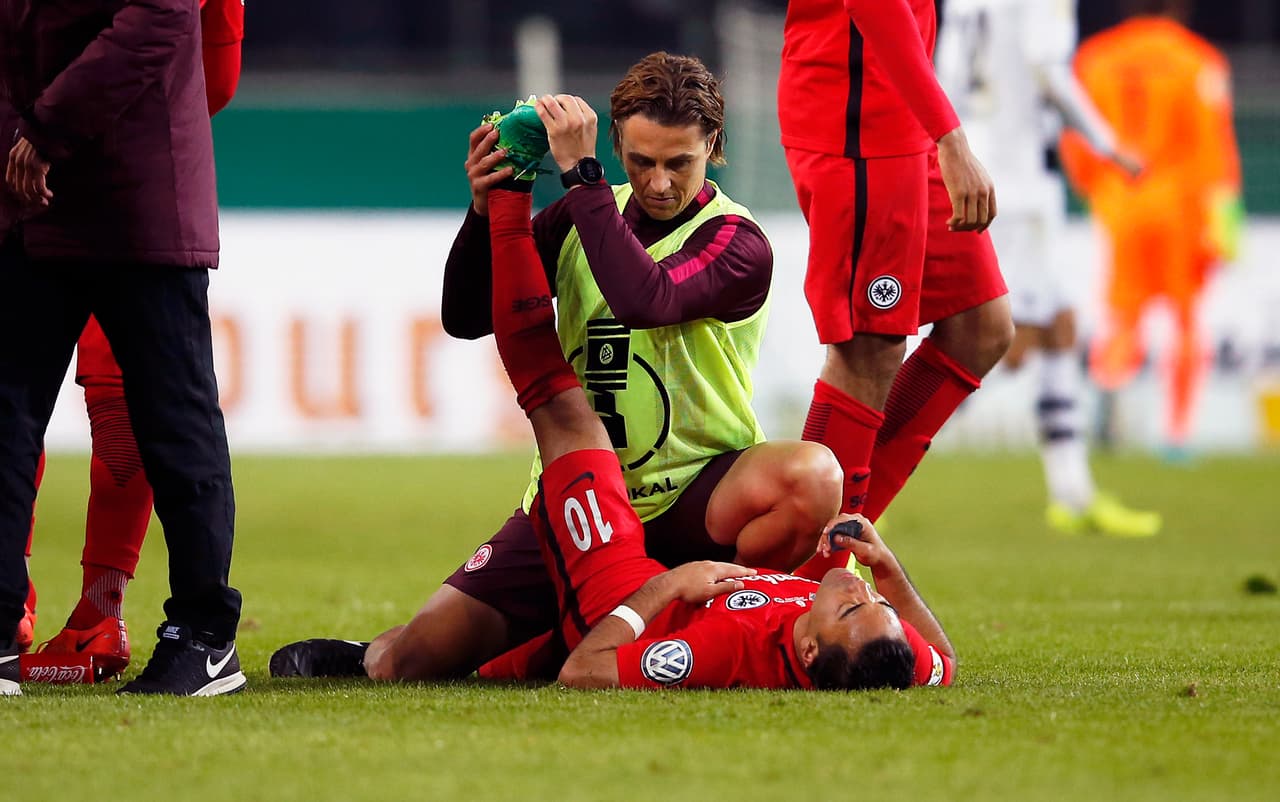 Marco Fabián no pudo arrancar el 2017 con México por culpa de problemas en la espalda jugando con el Eintracht de Frankfurt de la Bundesliga.