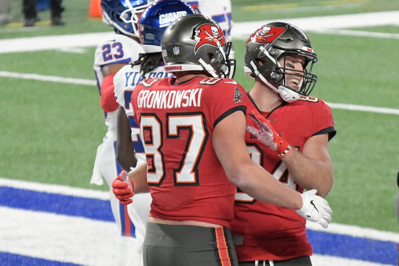 Con polémica incluída, los Tampa Bay Buccaneers consiguen un agónico triundo de 25-23 sobre los New York Giants.
