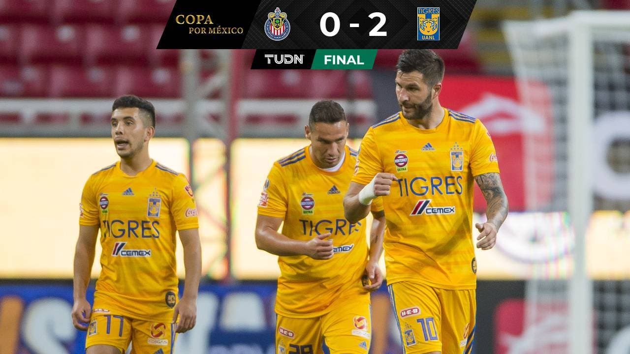 ¡Sentencia francesa! Tigres derrotó a Chivas y asaltó la cima