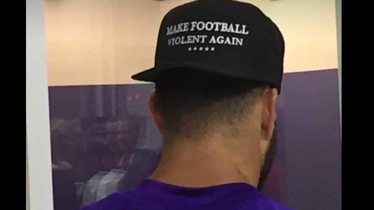 Jugador de Vikings se inspiró en Trump: "Hagamos el fútbol americano violento otra vez"