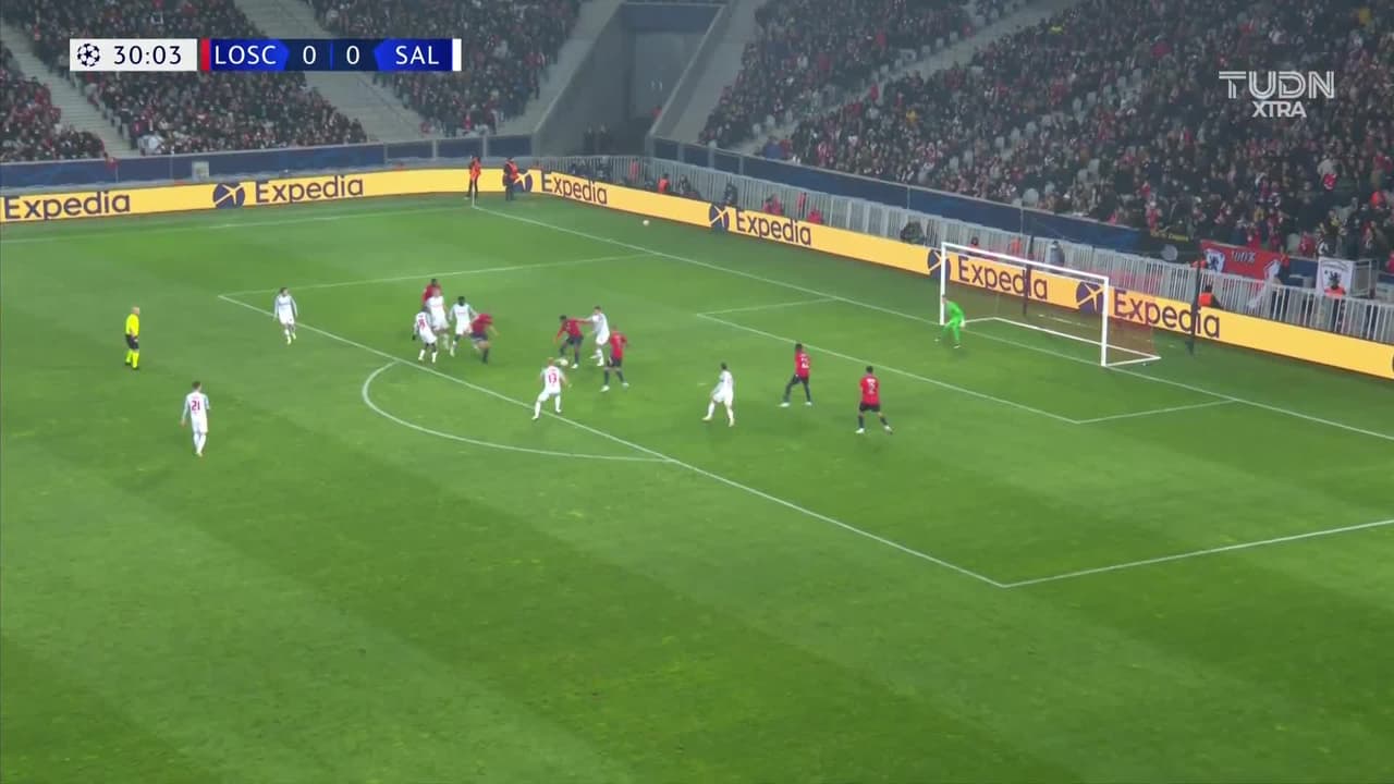 ¡Gol del Lille! El canadiense David puso el 1-0 sobre RB Salzburg