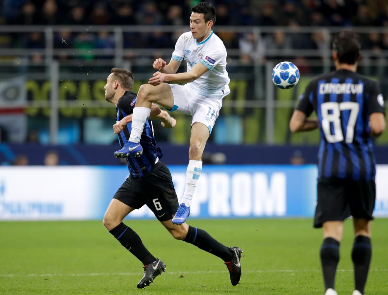 Hirving Lozano ya estuvo en Italia pues con el PSV enfrentó al Inter en Milán.