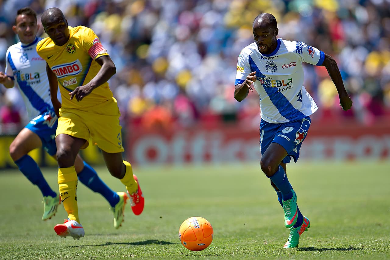 DaMarcus Beasley ha estado en los mundiales de Corea y Japón 2002, Alemania 2006, Sudáfrica 2010 y Brasil 2014. Ni siquiera Landon Donovan ha jugado tantos mundiales como él. Jugó en Puebla tres años anotando 12 goles en 92 partidos de Liga MX.