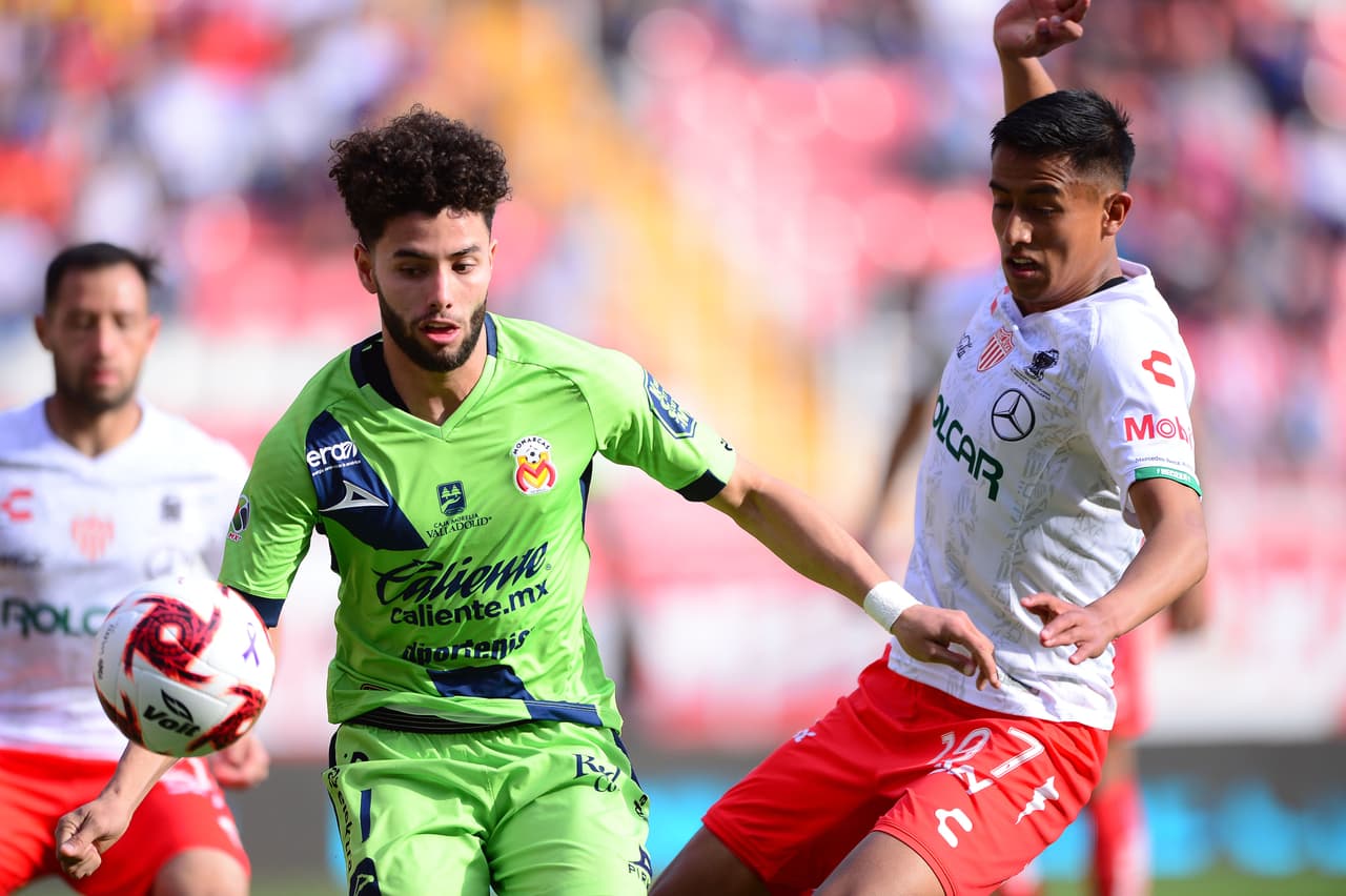 Pero Juan Delgado descontó al 25’ para darle vida al conjunto local.