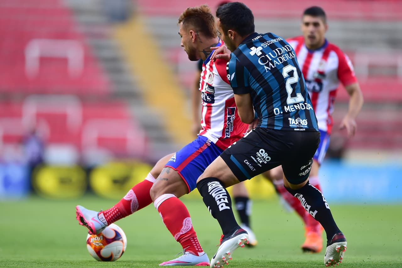 Los goles de Ángel Sepúlveda (23') y Hugo Silveira (45+2'), Querétaro vuleve a ver la victoria luego de vencer 2-1 al Atlético San Luis. Los Gallos se sitúan en la octava plaza, mientras que el Atlético San Luis cae a la doceava posición.