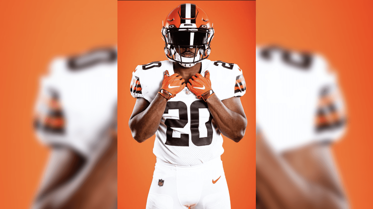 Así luce la nueva imagen de los Browns, con algunos ajustes en las combinaciones y cambio de tipografía de los números.