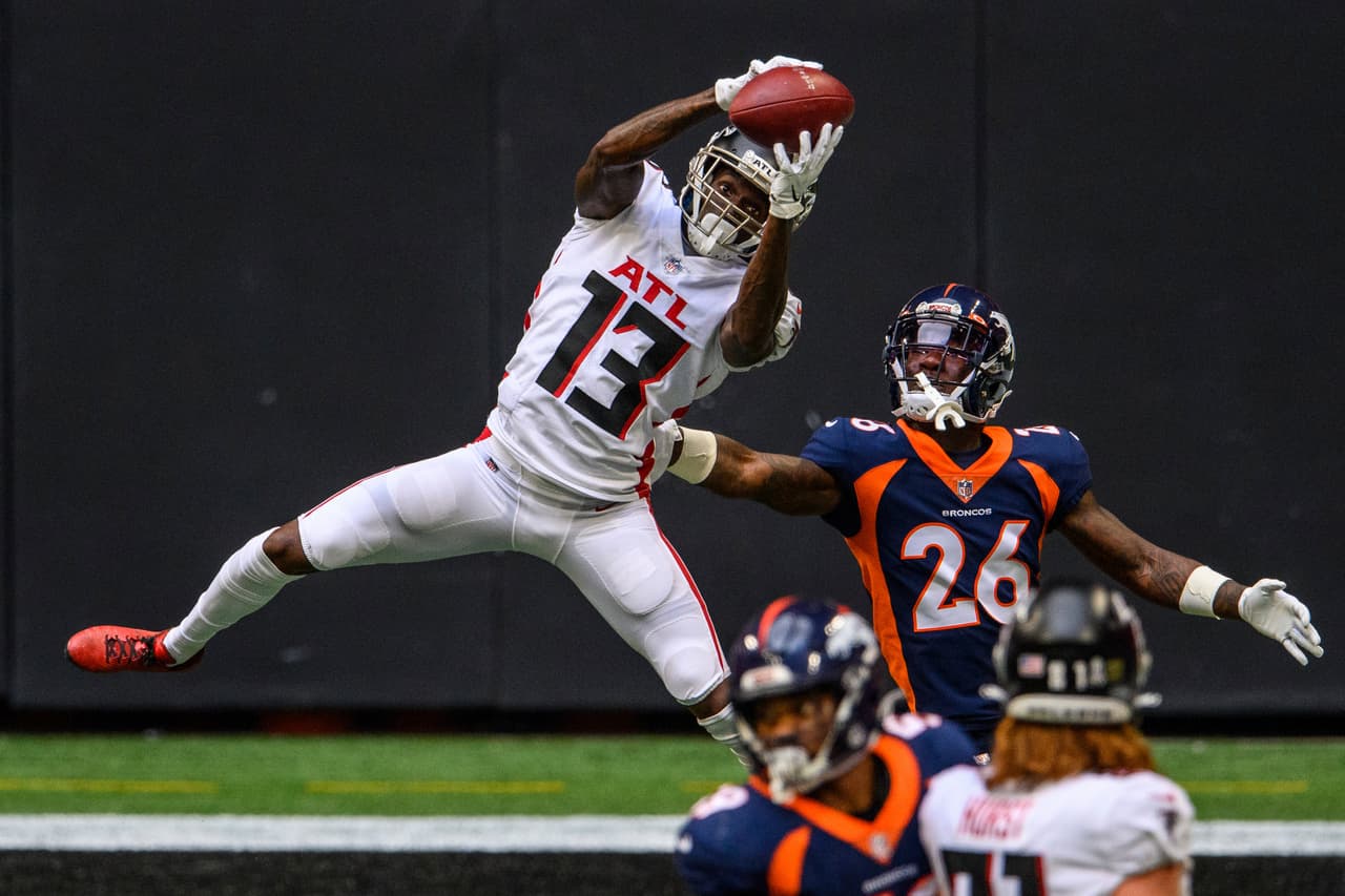 Atlanta Falcons triunfa sobre Denver Broncos 34-27.