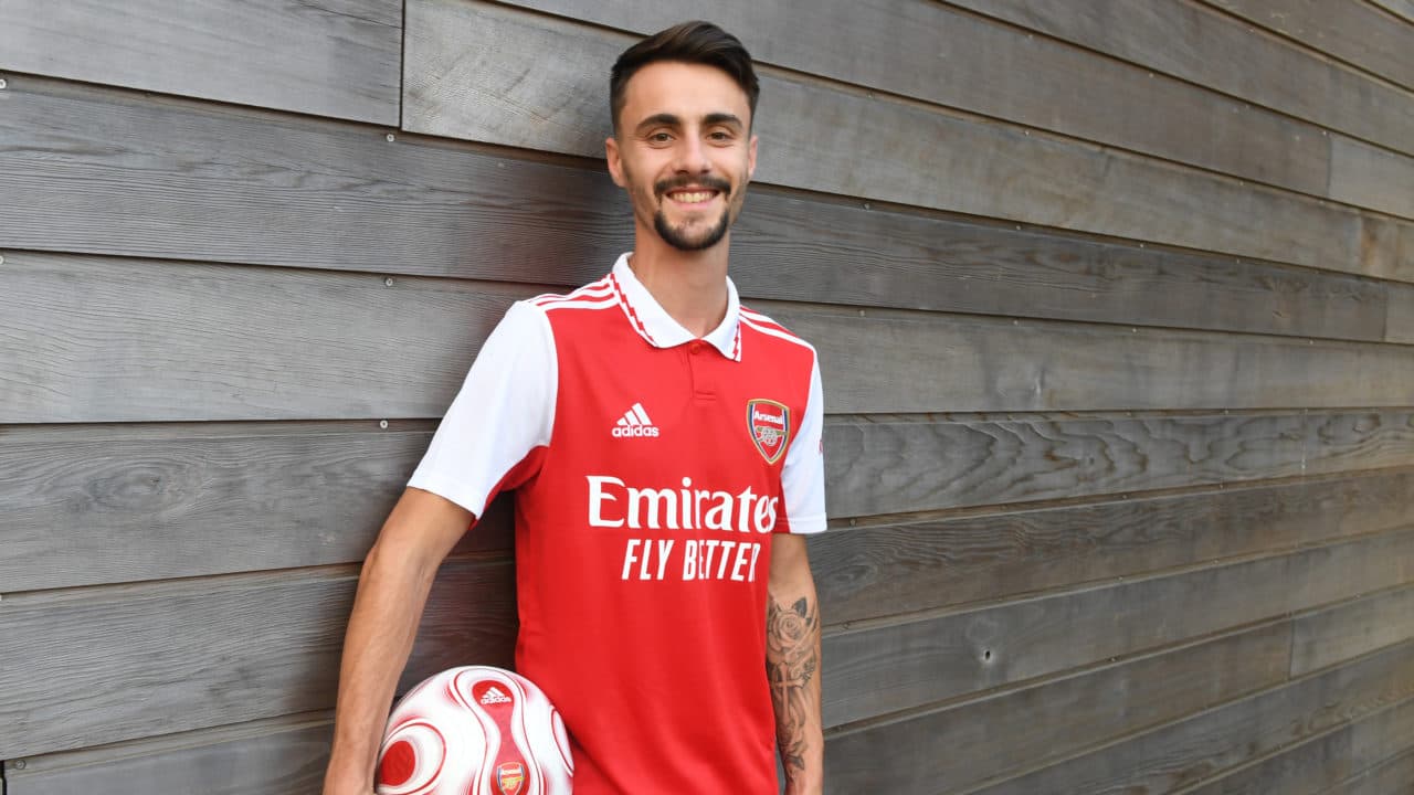 El Arsenal se refuerzó con portugués Fabio Vieira, tras pagar 35 millones al Porto.