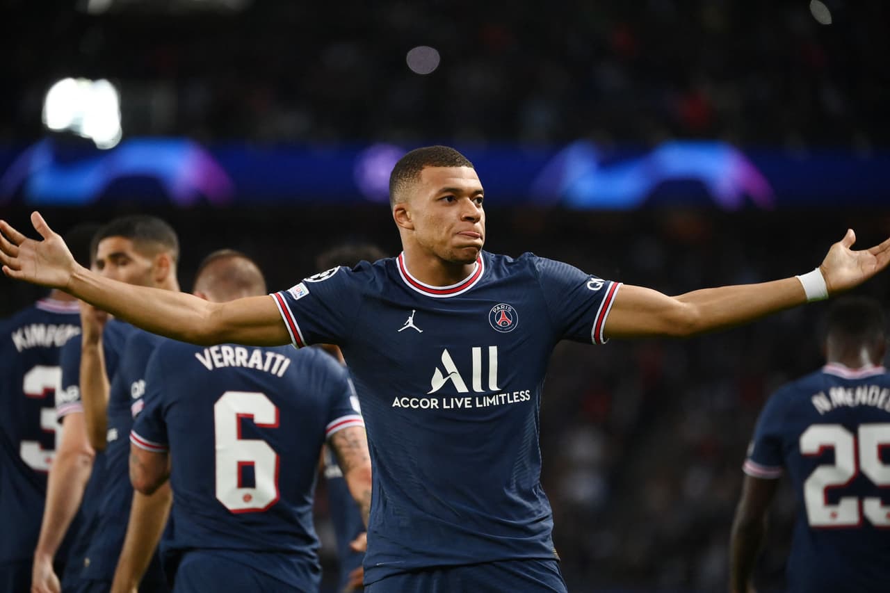 Mbappé tras doblete del argentino: "Es fácil jugar con Messi"