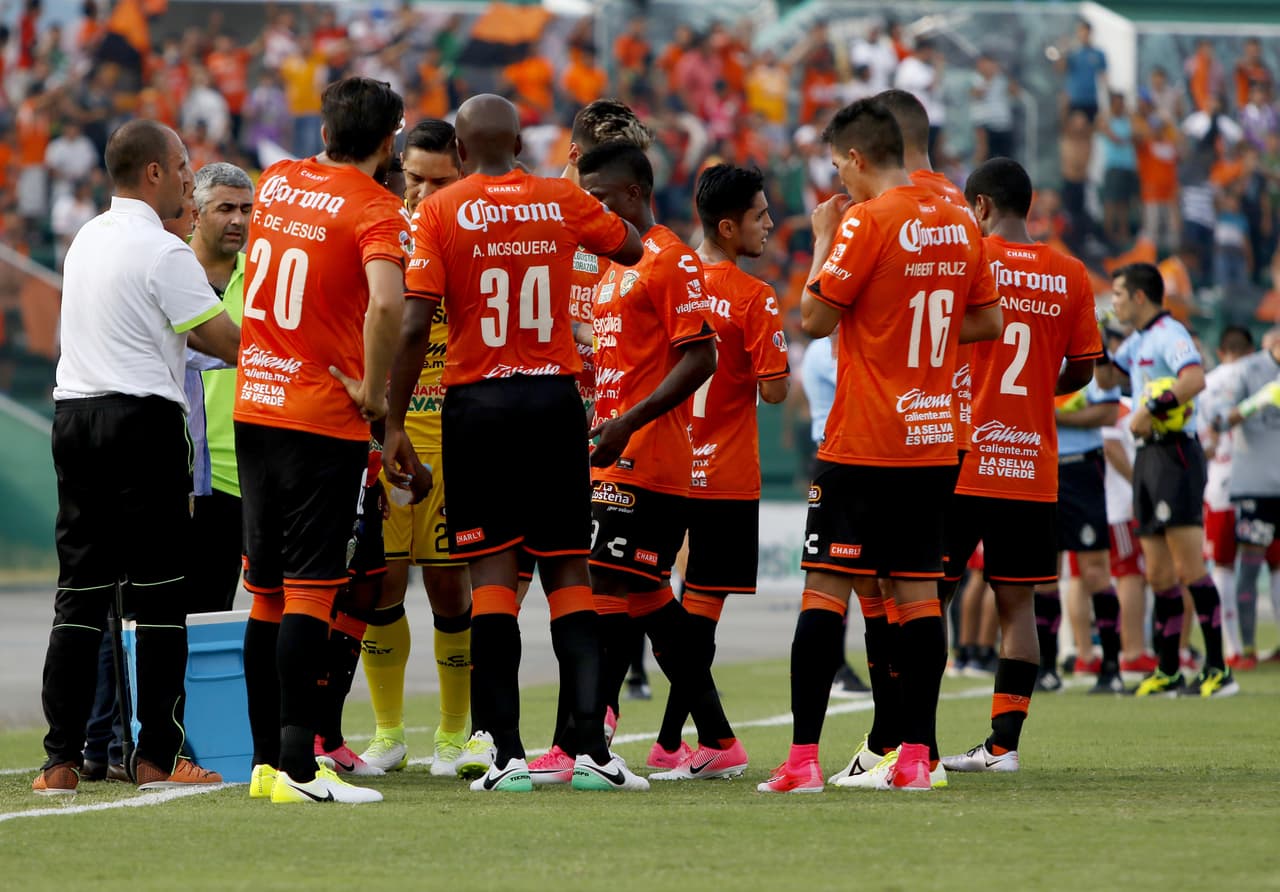 Una pausa para rehidratarse es fundamental cuando se juega con la temperatura que se vive en Chiapas.