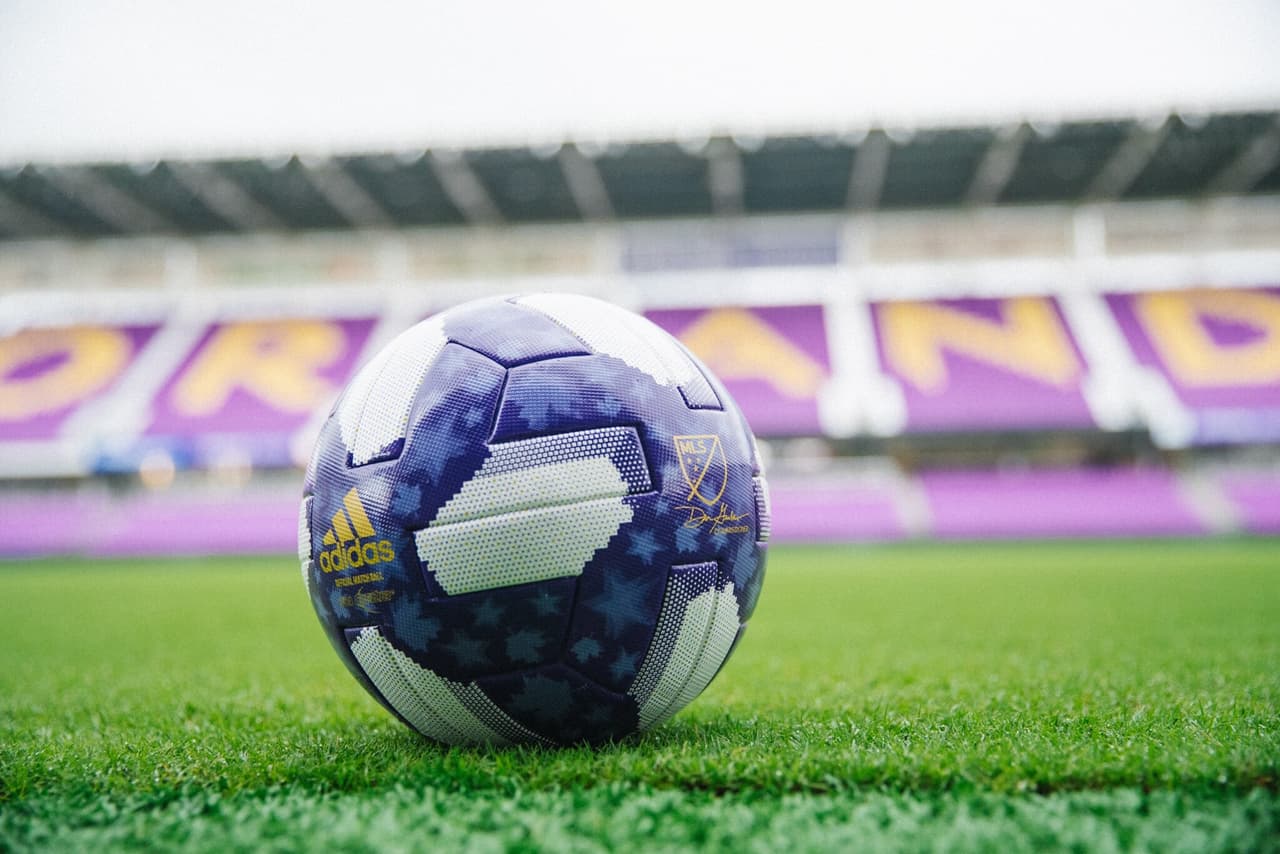 La pelota, el estadio y el ambiente te están esperando.