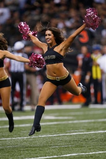 Checa lo mejor de las chicas en rosa de la NFL que apoyaron a la detección temprana del cáncer de mama.