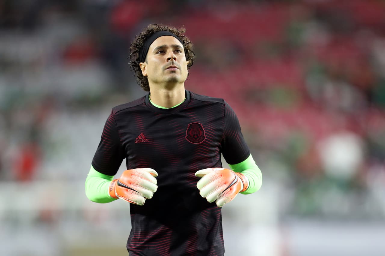 Guillermo Ochoa, el portero más lastimado del Tri en el siglo