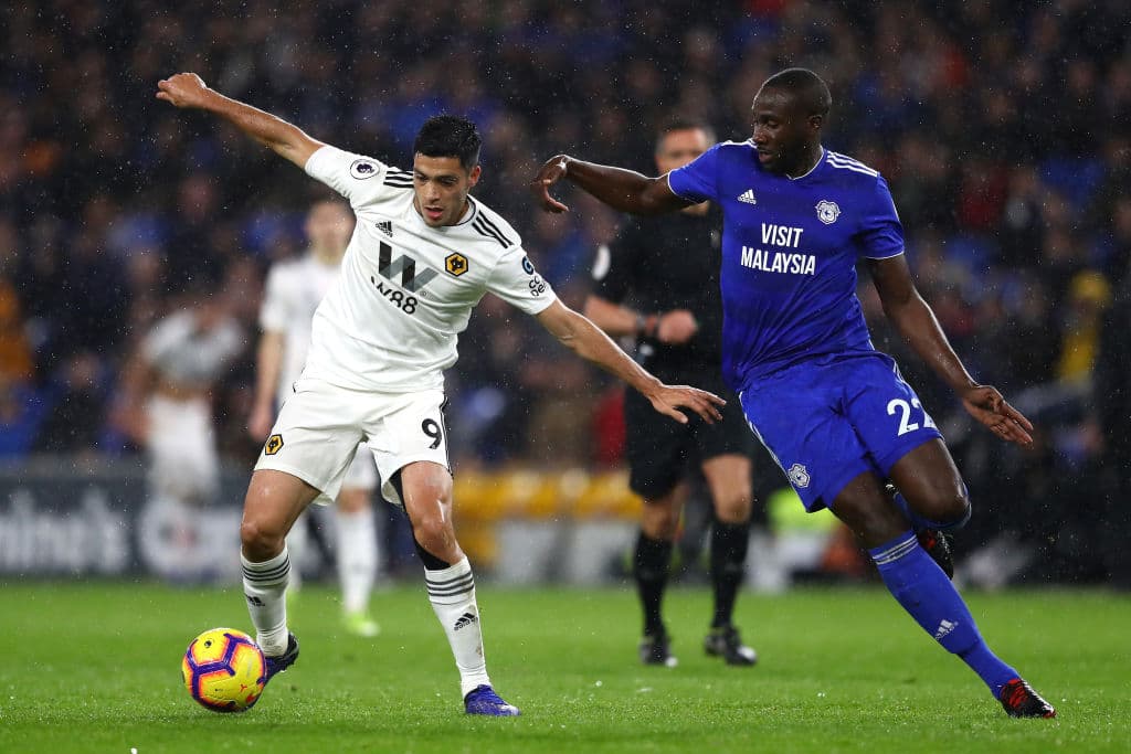 Raúl Jiménez luchó todo el partido y buscó su gol, siendo el único de los delanteros titulares que jugó todo el partido.
