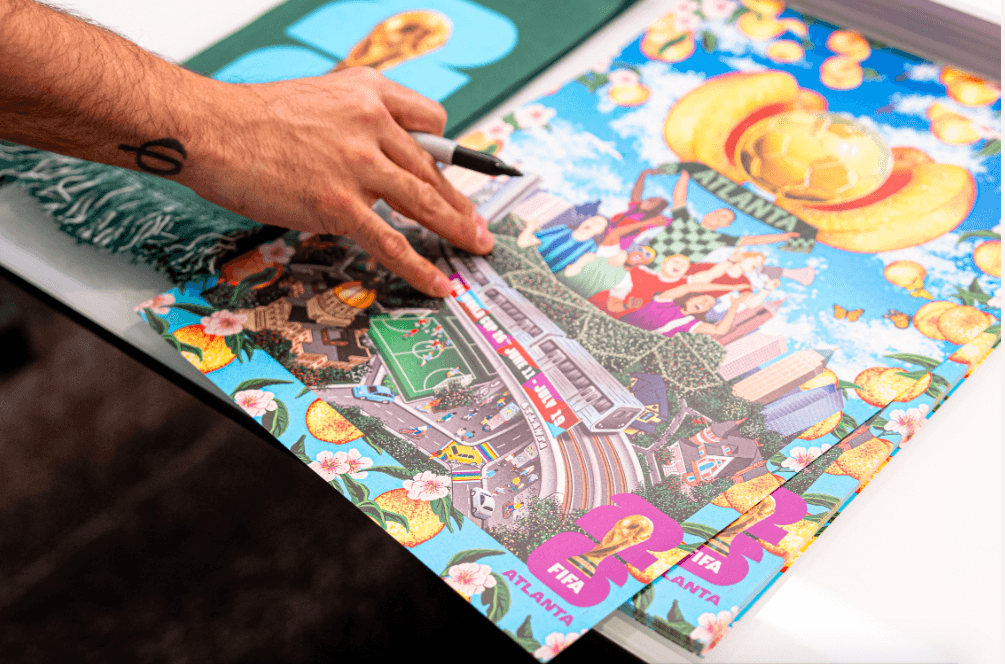 Atlanta hace honor a su fruta estatal en póster oficial de 2026