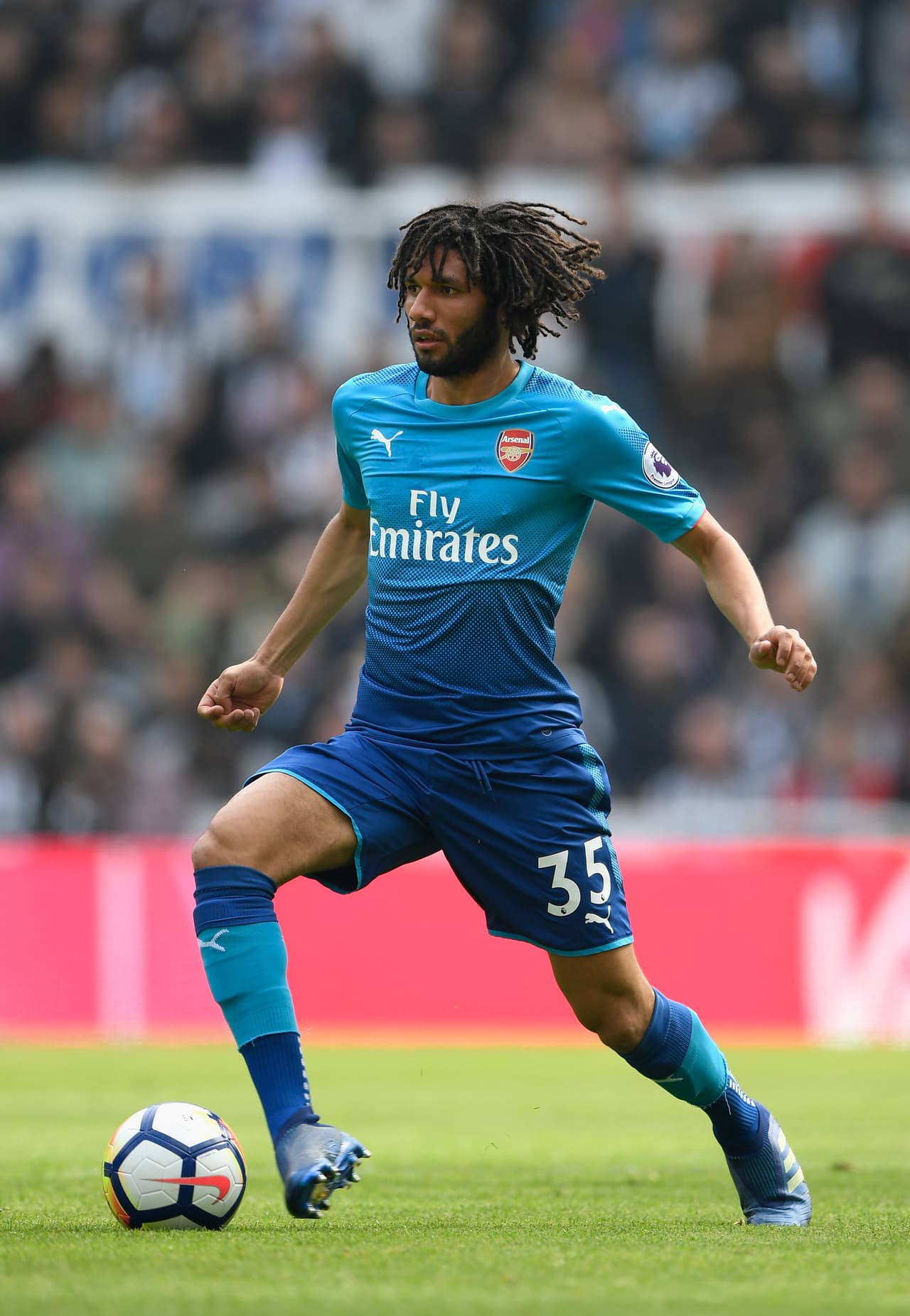 <b>Centrocampistas: </b>Mohamed Elneny (Arsenal/ENG)