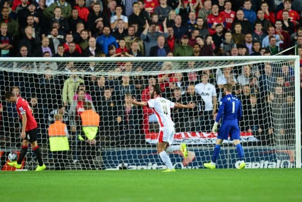 La cuarta anotación mataría las aspiraciones del Manchester United que vio imposible la remontada en el juego.