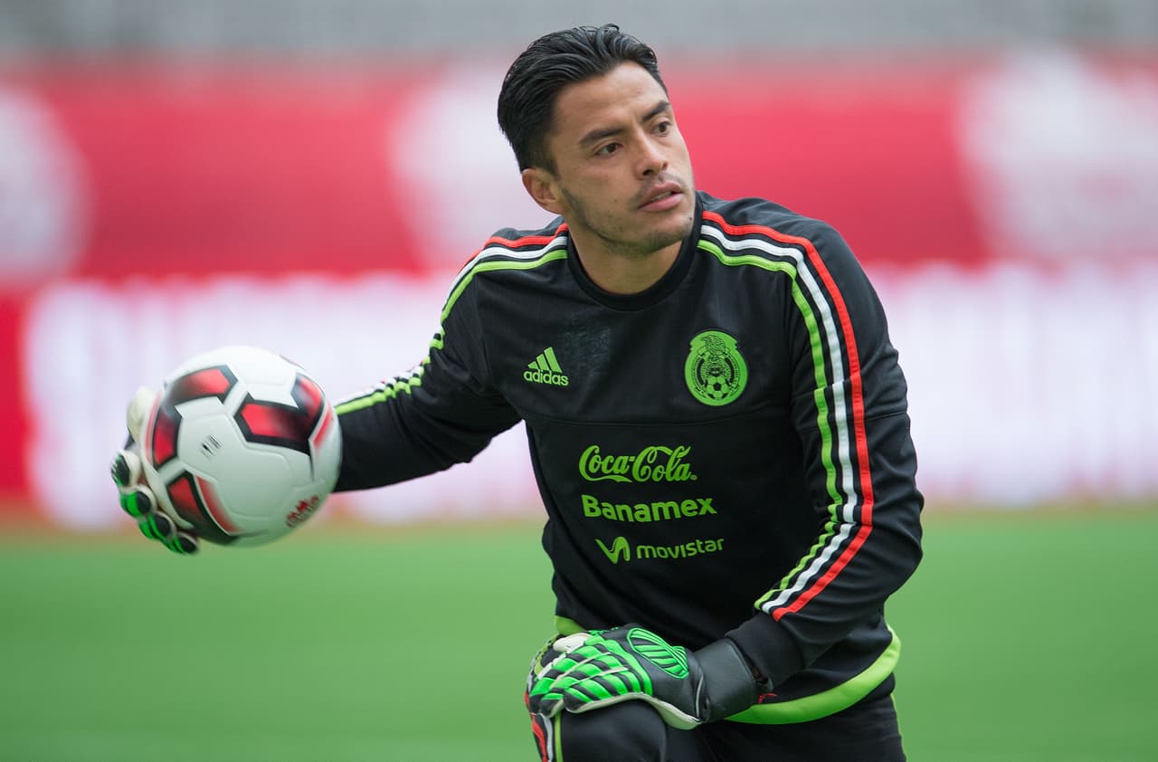 Alfredo Talavera. Posición: Portero. Edad: 33 años. Club: Toluca (Liga MX). Veces seleccionado: 21. Descripción: Es un arquero que sabe cuidar bien la portería en toda su dimensión, tiene buenos reflejos, cuida bien el juego aéreo y también sabe salir jugando con los pies o hacer despejes directos al jugador.
