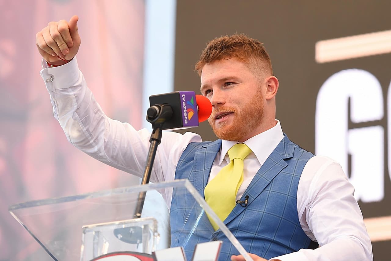“Siempre las peleas entre mexicanos son grandes, de mi parte voy a entregar todo para que así sea y quede marcada en el boxeo”, afirmó el 'Canelo'.