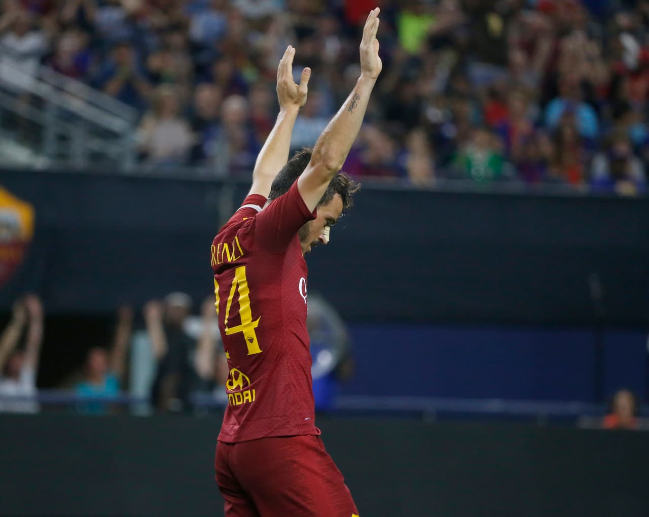 Los cambios que hicieron ambos equipos favorecieron a Roma, que encontró la igualdad por medio de Alessandro Florenzi al minuto 33 de segundo tiempo.