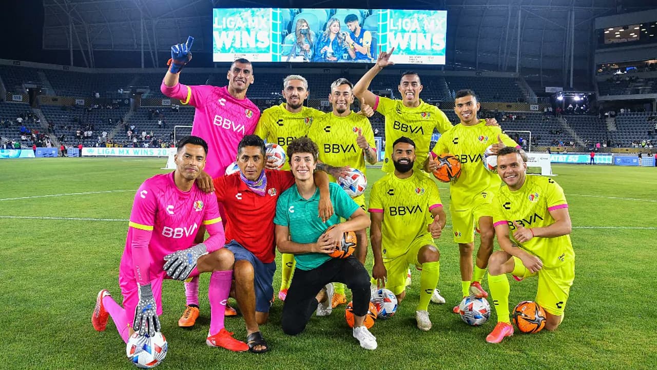 Liga BBVA MX le gana a la MLS en el concurso de habilidades