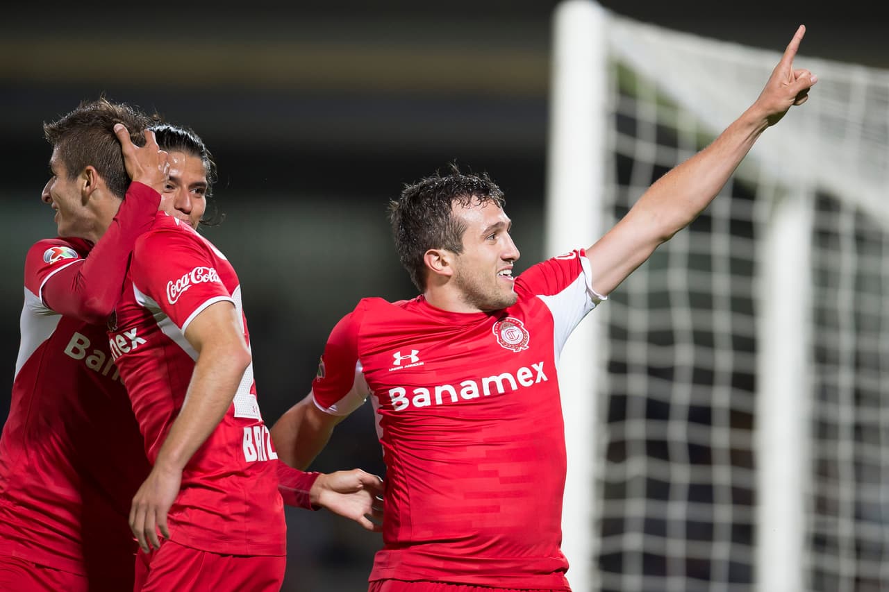 Con los 'Diablos Rojos' anotó dos tantos y demostró que puede ser peligroso en la delantera.