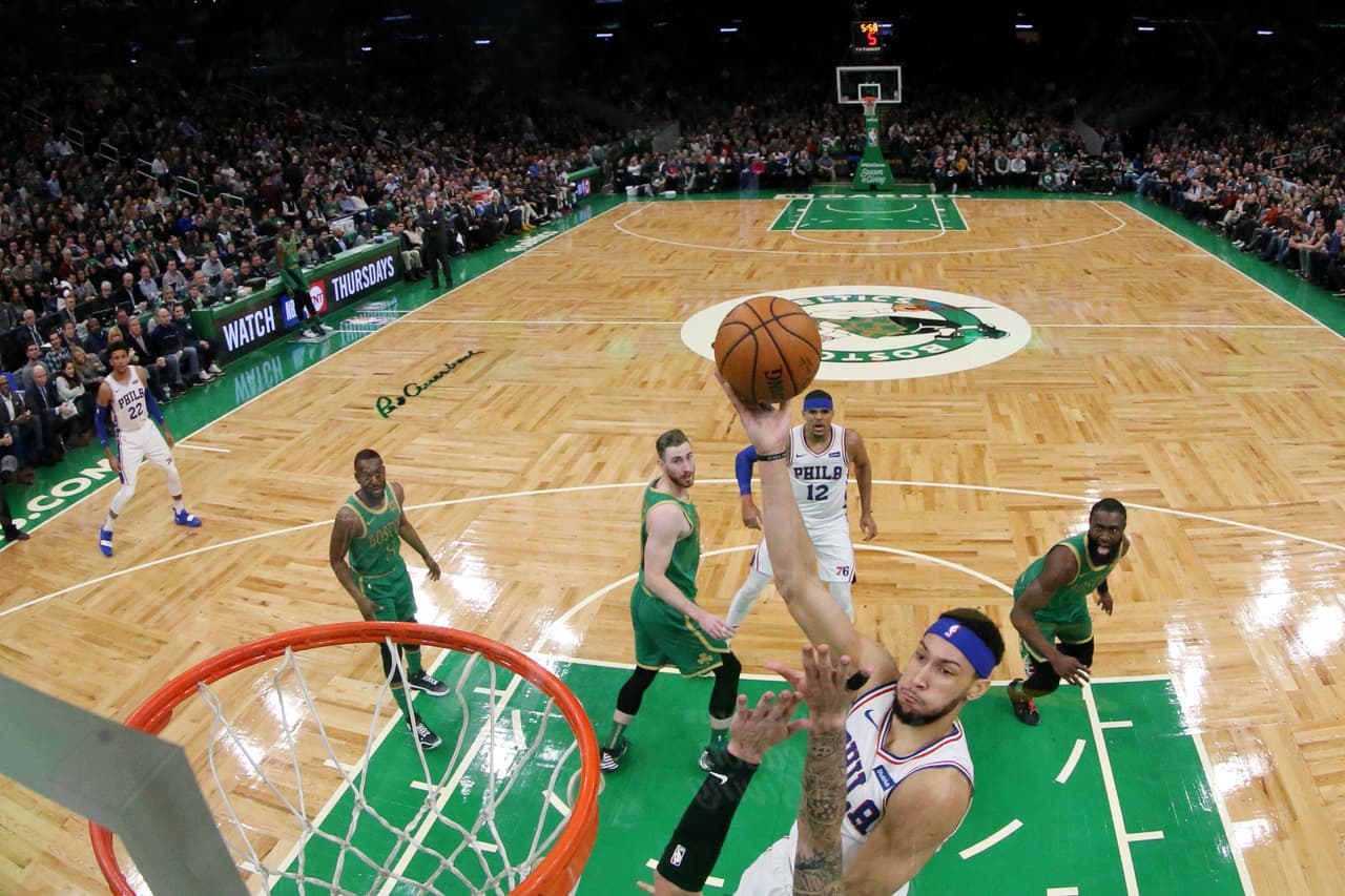 Philadelphia 76ers. El equipo de Brett Brown se ubica por debajo de los Bucks, en el segundo puesto de la conferencia Este. Su récord es de 20-8.