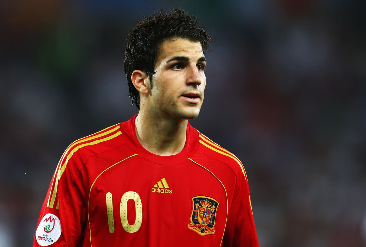 Cesc Fàbregas. De 21 años y en el Arsenal inglés en 2008, el jugador catalán milita desde 2014 en la misma liga pero con el Chelsea FC.