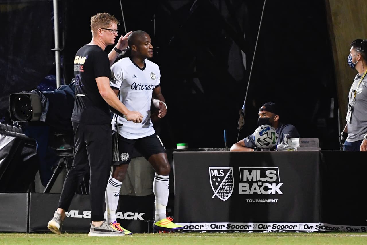 El DT del Union reveló la peculiar “extra motivación” de Santos para convertir el gol del pase a cuartos