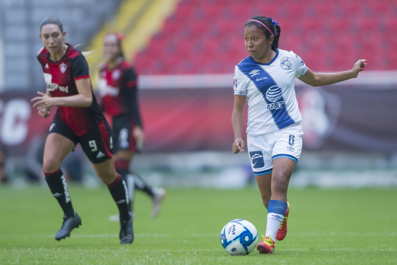 Las rojinegras llegan a la tercera posición en la tabla con ocho puntos, mientras que las poblanas se mantienen en lugar 14 con seis puntos.